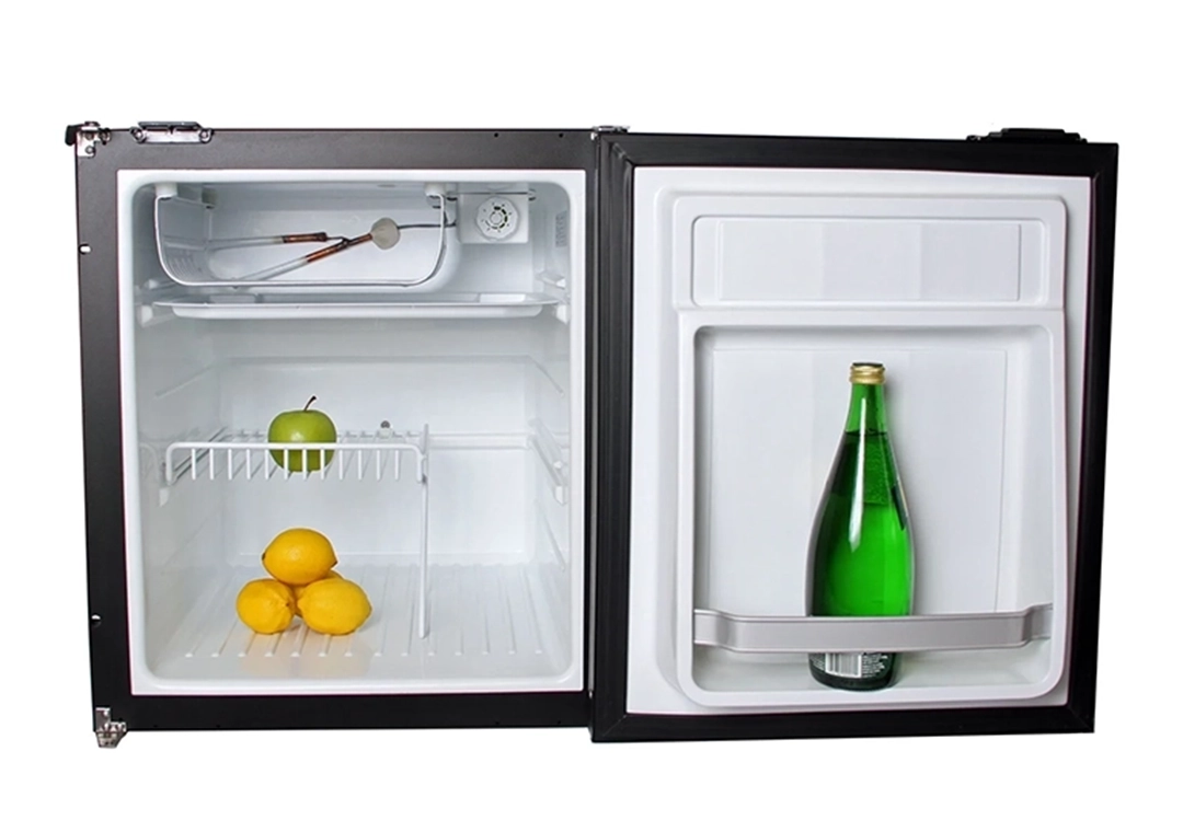 Réfrigérateur NovaKool_R2600 (12-24 volts) 2.4 pi³